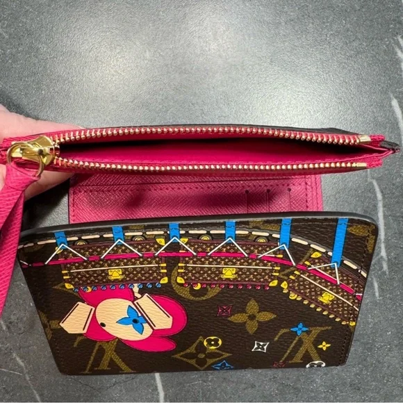 NIB LOUIS VUITTON Monogram Vivienne Portefeuille Victorine Wallet - Picture 9 of 12